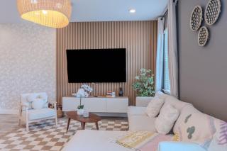 Luxury Townhouse Retreat Pets Welcome-352 - 2