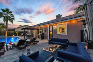 Connected Twin Homes - Perfect for Large Groups - Indio - 6