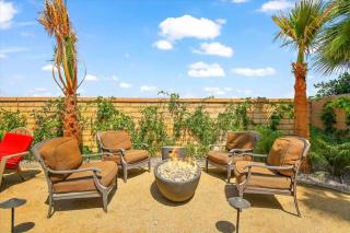 Connected Twin Homes - Perfect for Large Groups - Indio - 5