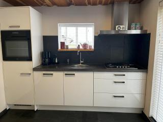 Bij Boom - 6