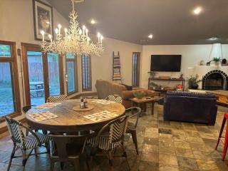 Riverside Retreat - 6