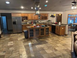 Riverside Retreat - 5