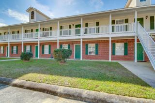Community Grills and Pool Gautier Condo! - Gautier - 9