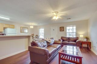 Community Grills and Pool Gautier Condo! - Gautier - 7