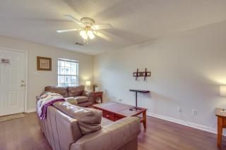 Community Grills and Pool Gautier Condo! - Gautier - 6
