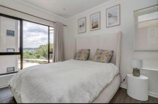1 bedroom apartment in lonehill - 1