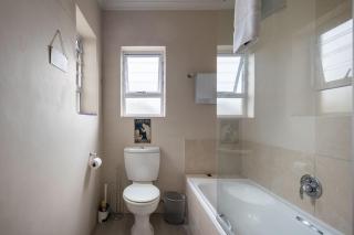40 On Trotter The Coral Shack UNIT 22 - Knysna - 2
