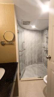 Silom 1 bedroom with 2 King beds for 4 pax - 4