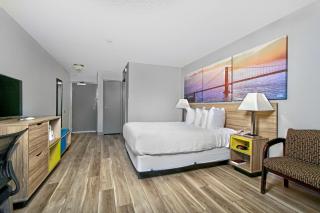 Days Inn by Wyndham Novato/San Francisco - Novato - 4