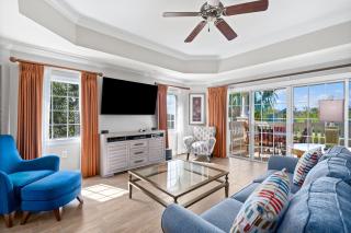 Centre Court Splendor, Corner Unit, Great Views, 1014 - 7