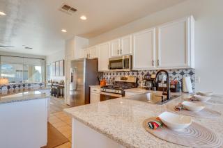 Avondale Home with Heated Pool and Putting Green! - Avondale - 5