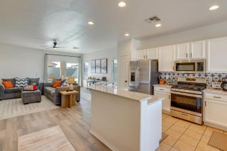 Avondale Home with Heated Pool and Putting Green! - Avondale - 3