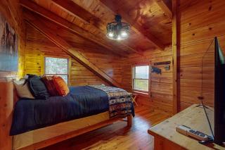 Boulder Ridge Cabin - Lake Lure - 1