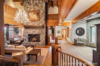 Scimitar Ridge Ranch - Luxury Lodge - Sleeps 35 with Indoor Pool Villa - Anacortes - 1
