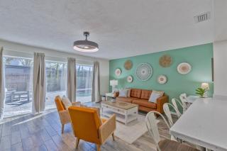 This is the ONE! 3 King Beds - Heated Pool - 7 Min to Beach - Garage Game Room - 4