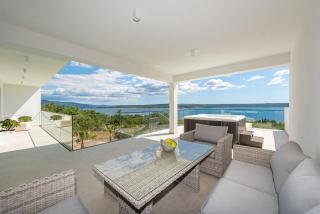 MY DALMATIA - Luxury villa Michelle with private infinity pool, sea view jacuzzi, sauna and home gym - Maslenica - 7