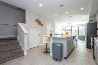 Beautiful 4 Bed3.5 Bath with Jacuzzi - Kissimmee - 5