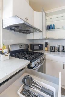 Chic & Cozy Home - Perfect Southern California Getaway - Rosemead - 1
