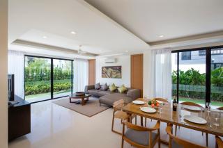Modern 5-Bedroom Pool Villa - - 5