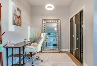 Spacious Barndominium walking distance-Lucas Oil! - 5