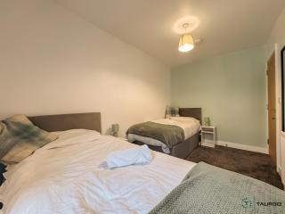 Fern House - Dowlais - 8