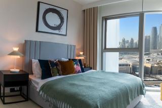 Burj Khalifa LifeStyle Boost! Fabulous 4bed open view Corner Suite Plus Dubai Mall Access - Dubai - 4