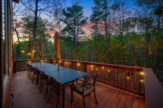 Sleeps18-Walk2Town-HotTub-Firepit-Playground-Games - Broken Bow - 9