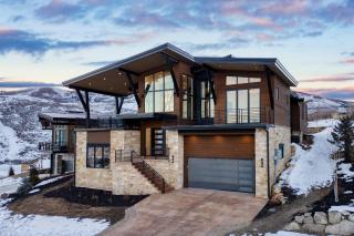 Mountain Views Firepit Game Room Luxury 5BDR Ski Home Orion by AvantStay - Heber City - 0