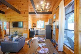 OMG Views-Hot Tub-Firepit-King Bed-5min to Hochatown - Broken Bow - 6