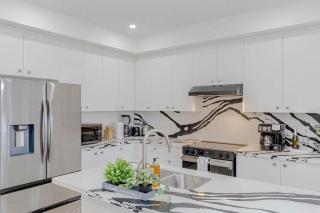 Amazing Home in Niagra Region - Thorold - 1