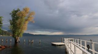Modern Waterfront Home in Lucerne - Lucerne - 4