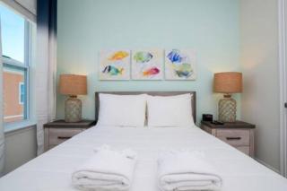 BRAND NEW Private Oasis 4 BR - Margaritaville - 5