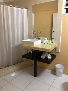 Bay Heights Escape Aparthotel - Unique Stays - Rodney Bay Village - 4