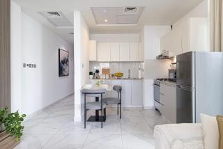 Panoramic! Burj Khalifa and Canal View! - 6