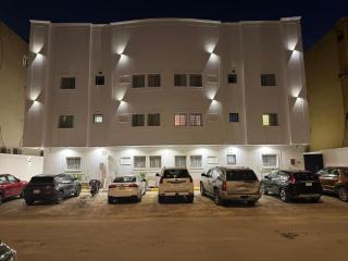 Modern Room Apartment and Luxury Lounge - Riyad - 9