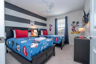 Windsor Island 5BR Waterpark free - 0