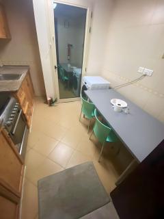 MBZ - Pretty Sharing Room - Abu Dhabi - 3