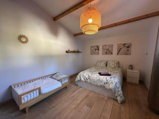 Maison paisible toute équipée, piscine chauffée - 2