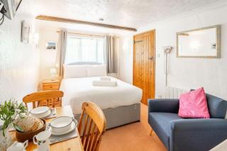 Swift Host - Studio - The Nook - Garden - Parking - Rackheath - 5