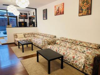 AUM House - Bucarest - 1