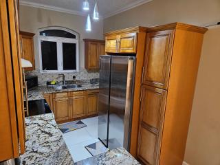 Ramzie's Place - Kingston - 1