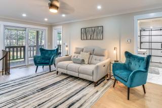 Golf Course View Modern Keowee Key Condo! - Salem - 5