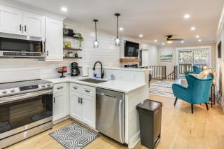 Golf Course View Modern Keowee Key Condo! - Salem - 2