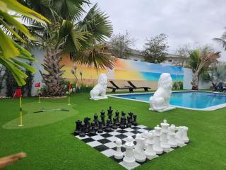 Majestic Lion Villa 11BD HEATED POOL SPA GAMES BBQ - 2