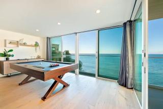 Cliffside Haven Where Ocean Meets Sky - San Diego - 1