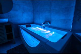 Appartement détente avec jacuzzi - 7