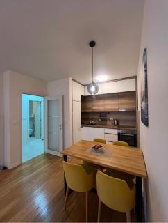 White Homes A - Central Point - Podgorica - 4