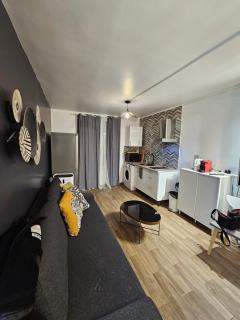 Apt at stlazarre opera haussman - Paris - 8