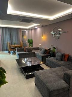 Gold crest Mall , Two bedroom suite by Sukun Suites - 1