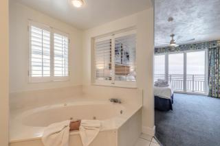 Beachfront Bliss at Ocean Walk Resort - Unit 1701 - Daytona Beach - 1